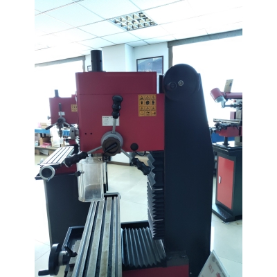 X2.7臺(tái)式鉆銑床（展示機(jī)）