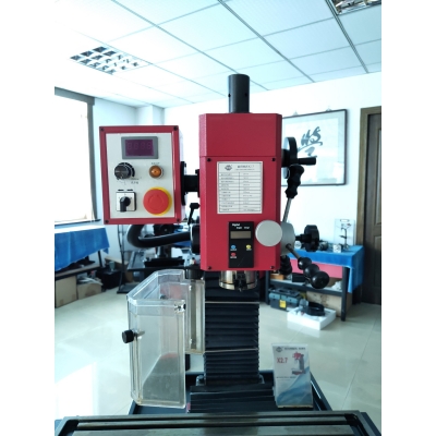 X2.7臺(tái)式鉆銑床（展示機(jī)）