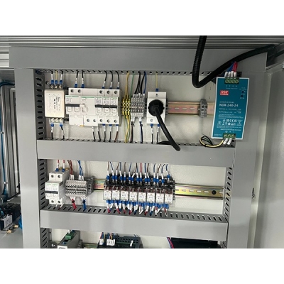 工業(yè)機(jī)器人操作綜合實(shí)訓(xùn)臺